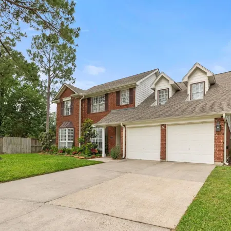 Amazing Bay Villa Near NASA with Pool & Pool Table