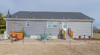 Coastal Cottage 15 Minutes to Lewes Beach + Bike Trail Access. Hotel dekat Screams at the Beach