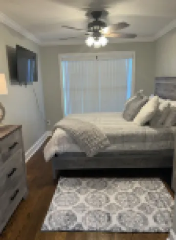 2 bedroom home in the heart of Paducah