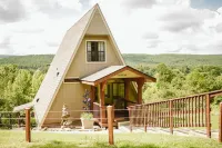 Secluded A-Frame Cabin in the Tri-Peak Area of The Natural State