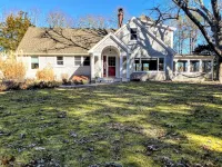 Salt Pond Cottage - Private Beach Access