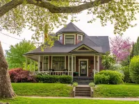 Cozy private apartment in a historic Victorian house close to downtown Hôtels à : Walla Walla