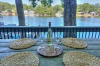 Red Sky Lake House - Tranquility at the lake!