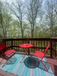 Spacious, Serene Guesthouse Close to RI Beaches, Uri & Southcounty Destinations!