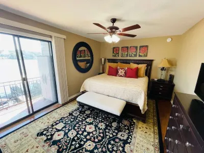 Lake Front Hotels in 