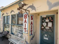 Beachfront Ocean Views 20 Mins to SF!
