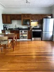 Littleton Center Vintage Themed 1 Bed 1 Bath. Walk to Center.