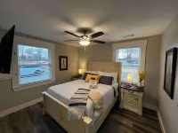 Central Retreat C, NEW Family and Pet Friendly 윌슨 카운티 호텔