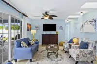 Clean Home Large Heated-Pool - 3/2 +Ofc/den - 3 Miles to Beach "Jupiter Escape"