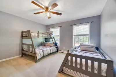 The Escape In The Hideout -sleeps 13