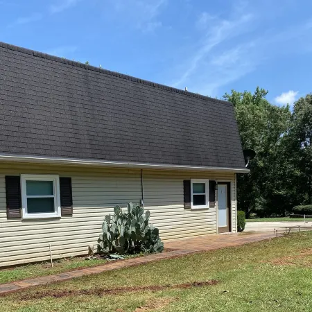 Peaceful Country Home w/Covered Bridge