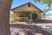 Historic Stone Cottage near Sedona/Jerome