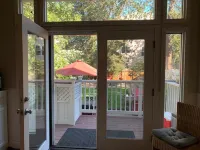 Historic Queen Anne Victorian in the Heart of Windsor