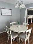 Super Cozy Cottage is updated, fully stocked and close to Downtown Thomasville! Hotels in Thomas County