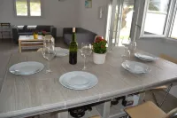 Villa in Los Caños de Meca of 600m2 plot next to the field and the beach.