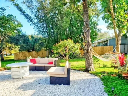 Captain Cove’s Cottage - Oasis by the Marina Hotel a Port Salerno