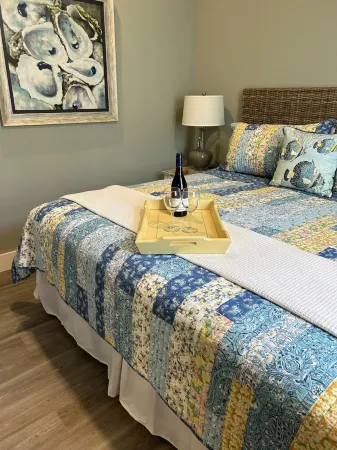 Just Beachy! Short Walk To The Beach