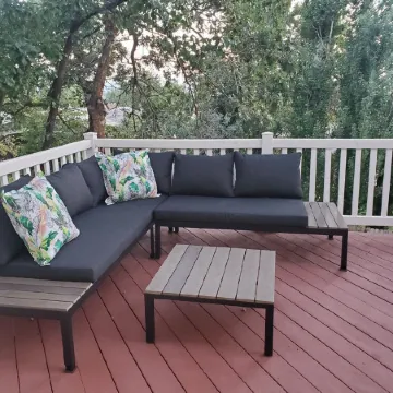 Recharge in quiet mountain neighborhood! Great 180 views! Nearby hiking &skiing!