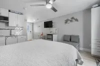 Beachside Getaway - Steps to the Beach