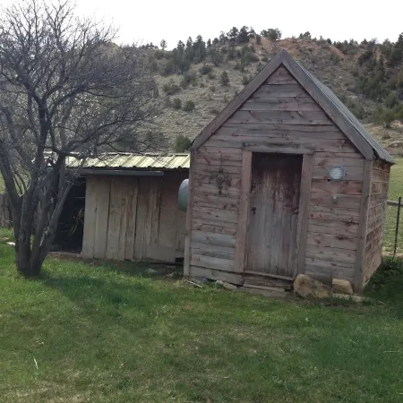 Historical 1930 Country Charmer, Peaceful Property, 9 miles to Bryce Canyon