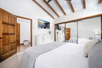 Welcome to Haven: a Premium Hamilton Cove Getaway!  Only 21 Steps + Golf Cart