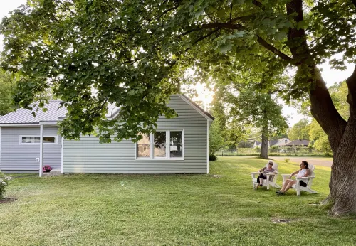 Renovated Modern Gem w/AC – Walk to Cooperstown All-Star Village, Sleeps 6 - Wifi