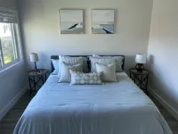 Beach Condo Newly Renovated - 부티크