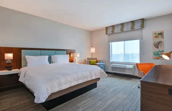 丘拉維斯塔東湖歡朋酒店