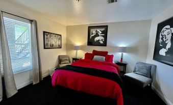 One Mile to Strip Las Vegas - 0220k12000i2kv1czD2DF R 339 206 R5 D 