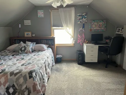 Cozy Home with HOT TUB