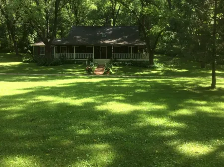 Close to Galena, close to perfect. Premier get away.  Three beautiful suites.