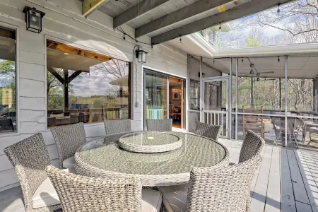 The Cove at Lake Nottely