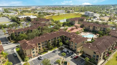 Just minutes from Disney! Family condo , Clubhouse with great amenities.