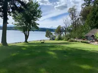 Bainbridge Island Water's Edge Log Cabin just feet from the beach!  Pet Friendly Hotel a Bainbridge