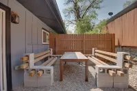 Modern spacious 2-BR apartment // just minutes from downtown!!