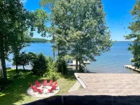 💥PARADISE POINTE: 2 Floors, 4 BDR, 7 Beds,  Guests, PET FRIENDLY 🥇