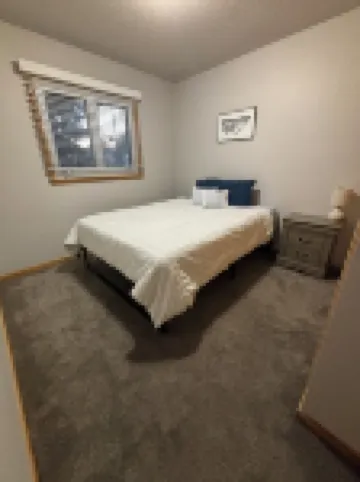 Spacious 6-Bedroom House in Bismarck with WiFi, AC, and Pet Friendly!