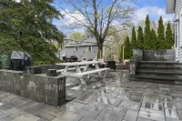 Cute and Cozy Cape in the Heart of Ogunquit Center