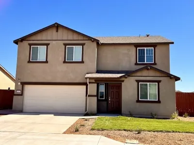 Brand New, 5 Bedroom/3 Bath Home- On your way to Yosemite!