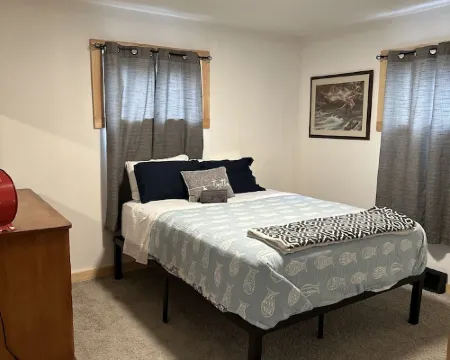 Kayak/Canoe/Fish & Relax right from the backyard of this Riverfront 3 B/R home! Hotels in Colchester