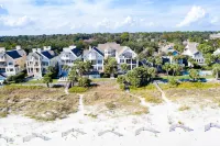 2nd Row luxury home with pool, tiki bar, private beach boardwalk- 30 Knotts Way
