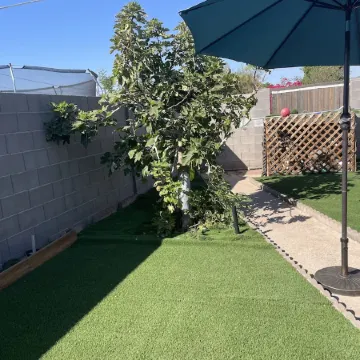 COZY HOME WITH SPARKLING POOL AND PET  FRIENDLY