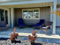 PHILLY’S BEACH HOUSE! GORGEOUS EVERYTHING IS BRAND NEW! ONE BLOCK FROM THE BEACH ブリゲンティーンのホテル