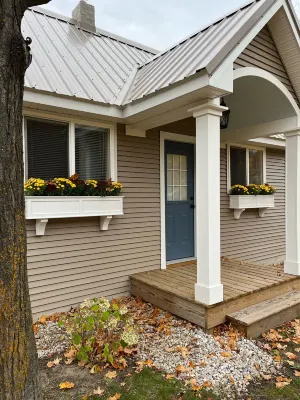 Cute, Fully Furnished Home Close to Downtown Boyne City!