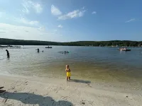 Completely renovated house in amenities-filled Masthope community / Ski Big Bear