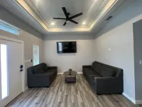 Modern and Spacious Home near SpaceX, Port of Brownsville and Boca Chica Beach