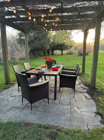 Gatsby Style Fall Oasis Near Saugatuck, Shops, Wineries, Restaurants, Orchards!