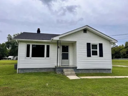 Cheerful 2 bedroom home close to Cave Run Lake