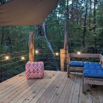 Tiny House~Creeks & River Nearby