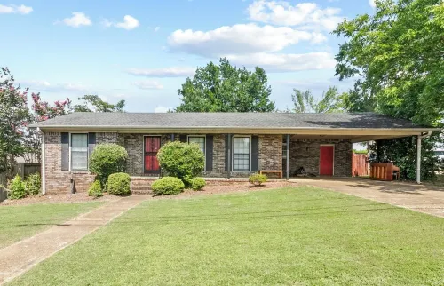 Charming 3-bedroom house in fabulous Tuscaloosa!